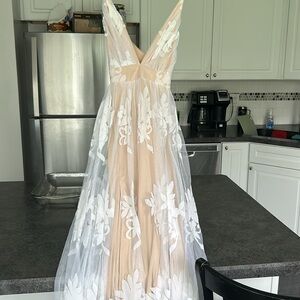 Nwt. Luxxel dress